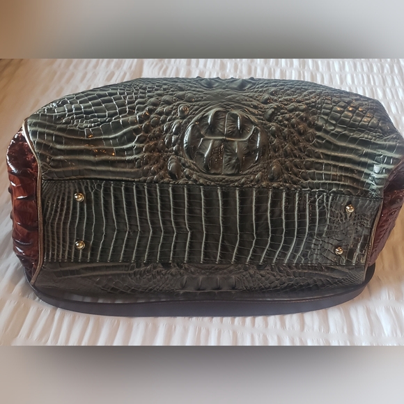 Bramin olive green bag with brown trim and credit card wallet. Near new - Picture 2 of 3
